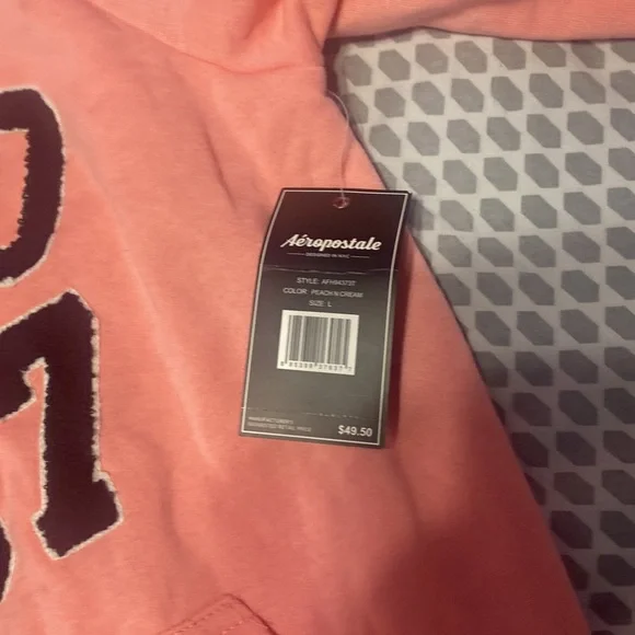 Too small - Picture 4 of 5